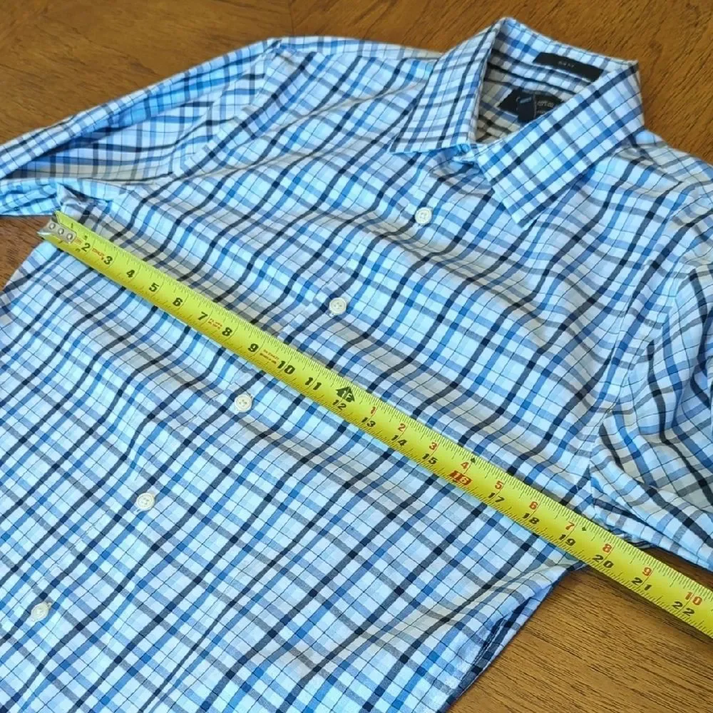 Banana Republic Men's Plaid Bitton-Down Shirt In White and Blue